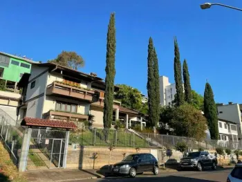 Imagem do anúncio: Vendo Casa Em Concórdia, Santa Catarina No Bairro Jardim - Cód. 3b9821af4c630e3c9784026d4a5e4479