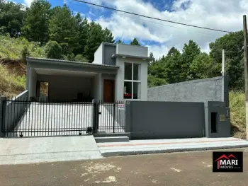 Imagem do anúncio: Vendo Casa Em Caçador, Santa Catarina No Bairro Dos Municípios - Cód. 8a4459ec426417de5e8698d221aa0df4