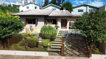 Imagem do anúncio: Vendo Casa Em Caçador, Santa Catarina No Bairro Centro - Cód. 333751c9fe578e2b17341459428716c3