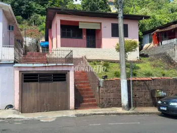 Imagem do anúncio: Vendo Casa Em Concórdia, Santa Catarina No Bairro Imperial - Cód. b9b5bd570a13b9dee35d673f18daa2f6