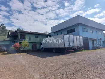 Imagem do anúncio: Vendo Galpão / Depósito / Armazém Em Concórdia, Santa Catarina No Bairro Vila Jacob Biezus - Cód. ee591c1a89063a8733604964ecdabd79