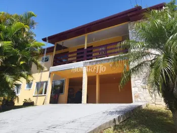 Imagem do anúncio: Vendo Casa Em Concórdia, Santa Catarina No Bairro Centro - Cód. f513ed4a259ba43fe0df1c1f2926c196