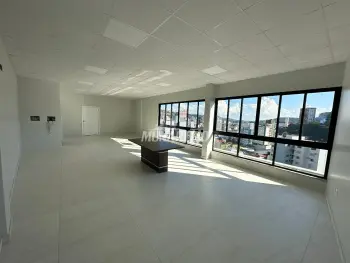 Imagem do anúncio: Alugo Conjunto Comercial / Sala Em Concórdia, Santa Catarina No Bairro Centro - Cód. e06d7cdf13eada4a51b1cb0921136ab7