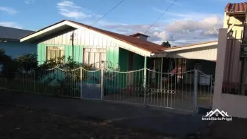 Imagem do anúncio: Vendo Casa Em Fraiburgo, Santa Catarina No Bairro Centro - Cód. b93ec1458a8c1c5e358e691a6506459d