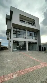 Imagem do anúncio: Alugo Conjunto Comercial / Sala Em Fraiburgo, Santa Catarina No Bairro Centro - Cód. 71e1cdcfdaa92e8551c796f1b18ecfa2