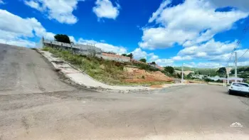 Imagem do anúncio: Vendo Terreno / Lote / Condomínio Em Fraiburgo, Santa Catarina No Bairro Jardim Das Hortensias - Cód. 390762d70b82492cf9de535a850106c0