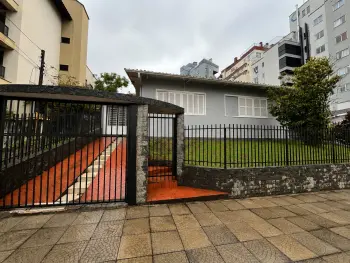 Imagem do anúncio: Vendo Casa Em Concórdia, Santa Catarina No Bairro Centro - Cód. 40d932c9608151eb414cfb9535f9cf59