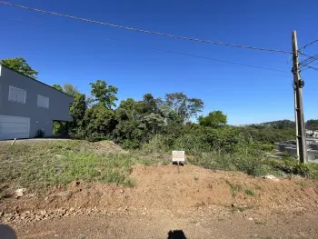 Imagem do anúncio: Vendo Terreno / Lote / Condomínio Em Concórdia, Santa Catarina No Bairro Nossa Senhora Da Salete - Cód. f3da3599f255a02d1d1c788a7ccbf075