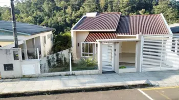 Imagem do anúncio: Vendo Casa Em Concórdia, Santa Catarina No Bairro Cinquentenário - Cód. ce6dd553b15df6e131630adcbffa8d81