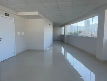 Imagem do anúncio: Alugo Conjunto Comercial / Sala Em Concórdia, Santa Catarina No Bairro Centro - Cód. 2bfb352665844792b5873f84b180cd3a