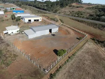 Imagem do anúncio: Alugo Galpão / Depósito / Armazém Em Catanduvas, Santa Catarina No Bairro Distrito Industrial - Cód. 8272646e068ba4a20d2376cfe6eb7b1e