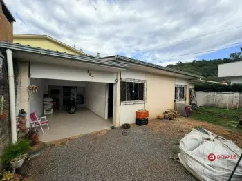 Imagem do anúncio: Vendo Casa Em Videira, Santa Catarina No Bairro Carelli - Cód. 42bbd328687297447483924d299ce02f