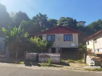 Imagem do anúncio: Vendo Casa Em Caçador, Santa Catarina No Bairro Santa Catarina - Cód. 696532ea1f44b4262f7c5dd5ee09fe1e