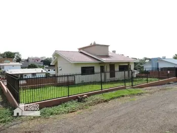 Imagem do anúncio: Vendo Casa Em Joaçaba, Santa Catarina No Bairro Jardim Cidade Alta - Cód. 9939883e1d879d1aa565782e962bab48