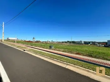 Imagem do anúncio: Vendo Terreno / Lote / Condomínio Em Chapecó, Santa Catarina No Bairro Efapi - Cód. 9adb668cd41e288a7eae2995435a5d10