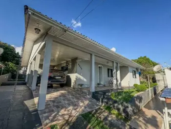 Imagem do anúncio: Vendo casa em Catanduvas , Santa Catarina no bairro Regina - Cód. 242f1a4b0167ee80e68c7d04635c33cf