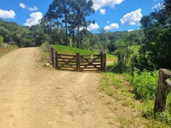 Imagem do anúncio: Vendo fazenda / sítio / chácara em Catanduvas , Santa Catarina no bairro Linha Vera Cruz - Cód. 142f3cce7b24c553627d49c93cc936d6