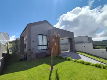 Imagem do anúncio: Vendo Casa Em Concórdia, Santa Catarina No Bairro Santa Terezinha - Cód. 5594e09994549f1ce1aa4e5c5ea83e76
