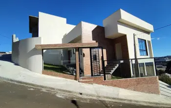 Imagem do anúncio: Vendo Casa Em Caçador, Santa Catarina No Bairro Berger - Cód. 5e6712087c369de881cffe0c1494b663
