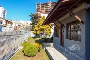 Imagem do anúncio: Vendo Casa Em Caçador, Santa Catarina No Bairro Centro - Cód. 06b9e180c9e320aaf699ae072a2fe992