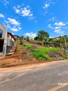 Imagem do anúncio: Vendo Terreno / Lote / Condomínio Em Caçador, Santa Catarina No Bairro São Cristovão - Cód. 7991eb9c1ade7b072afade351c8bb36b