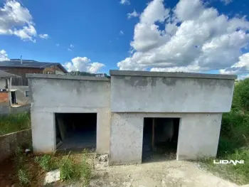 Imagem do anúncio: Vendo Casa Em Caçador, Santa Catarina No Bairro Figueroa - Cód. e22c58e0a3157366223312095eea8bd3