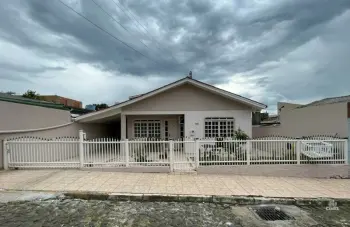 Imagem do anúncio: Vendo Casa Em Videira, Santa Catarina No Bairro Cidade Alta - Cód. b1018c83b19b8aee5c48f6449ad1b6ea