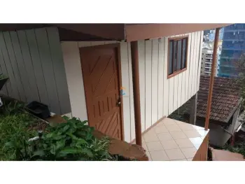 Imagem do anúncio: Vendo Casa Em Joaçaba, Santa Catarina No Bairro Centro - Cód. bfd56eaca0148b9d2fac4b75b502552d