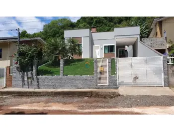 Imagem do anúncio: Vendo Casa Em Joaçaba, Santa Catarina No Bairro Flor Da Serra - Cód. c82032c94b1db5b60cc27382a8cdde5f