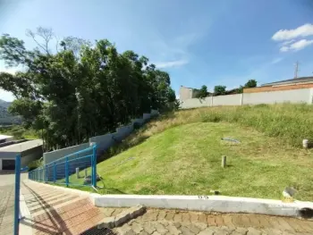 Imagem do anúncio: Vendo Terreno / Lote / Condomínio Em Videira, Santa Catarina No Bairro Novo Traçado Do Contorno Sul - Cód. 9fb2dce17c82c0cc4a355d24f3c3598c