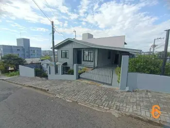 Imagem do anúncio: Vendo Casa Em Caçador, Santa Catarina No Bairro Berger - Cód. 613c6ff27c3e18d6072b67190727b066