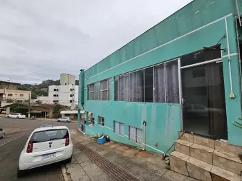 Imagem do anúncio: Alugo apartamento em Seara , Santa Catarina no bairro Centro - Cód. 65d991722ab5f016cda09e70842df48f