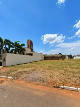 Imagem do anúncio: Vendo Terreno / Lote / Condomínio Em Lucas Do Rio Verde, Mato Grosso No Bairro Parque Das Emas V - Cód. 08b790251caa5eb8405e33ea90cf38d9