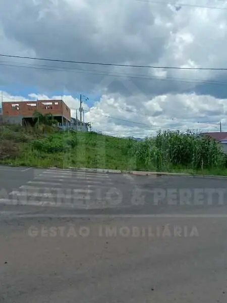 Imagem do anúncio: Vendo Terreno / Lote / Condomínio Em Iomerê, Santa Catarina No Bairro Loteamento Portal Leste II - Cód. 457970d18a200152658713b8c37ad2f5
