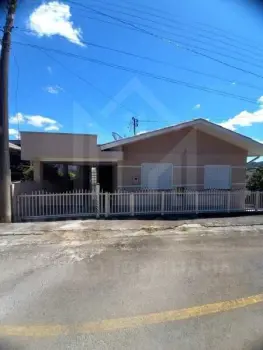 Imagem do anúncio: Vendo Casa Em Videira, Santa Catarina No Bairro Floresta - Cód. 2e164089174a4bbfea81dc2e3dd5fbb3