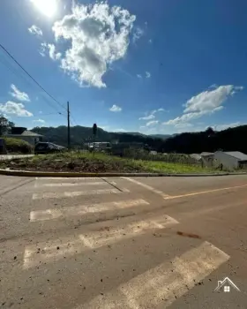 Imagem do anúncio: Vendo Terreno / Lote / Condomínio Em Ipira, Santa Catarina No Bairro Centro - Cód. 8a425134c8feba0e9b6dc1ca8190b2f8
