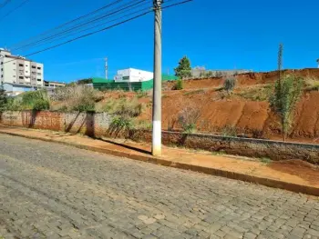 Imagem do anúncio: Vendo Ou Alugo Terreno / Lote / Condomínio Em Fraiburgo, Santa Catarina No Bairro Centro - Cód. 401fd0e1402614b9f4e43f674234ea14