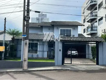 Imagem do anúncio: Vendo Casa Em Chapecó, Santa Catarina No Bairro Jardim Itália - Cód. 8c5fa0fb7fedd01927b6f01b2d9c2b28