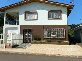 Imagem do anúncio: Alugo Imóvel Comercial Em Fraiburgo, Santa Catarina No Bairro Centro - Cód. 7b7f9f345f5015665d602cecf8562374