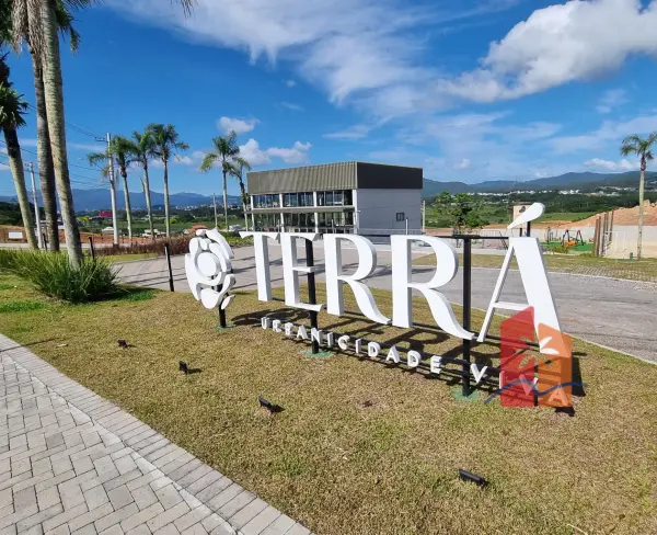 Imagem do anúncio: Vendo Terreno / Lote / Condomínio Em São José, Santa Catarina No Bairro Forquilhinha - Cód. 3927da67aaa218a0061d319c38352828