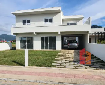 Imagem do anúncio: Vendo Casa Em Garopaba, Santa Catarina No Bairro Areias De Palhocinha - Cód. baa4ece838f306d12d8559745aefae6d