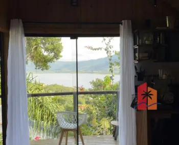 Imagem do anúncio: Vendo Casa Em Garopaba, Santa Catarina No Bairro Ferrugem - Cód. f1c46a245a16eea860125217c2afde4f