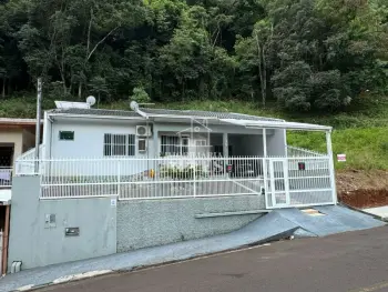 Imagem do anúncio: Vendo Casa Em Joaçaba, Santa Catarina No Bairro Cruzeiro Do Sul - Cód. 48694615a556bc3d8cdad5854ae9db22