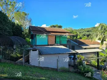 Imagem do anúncio: Alugo Casa Em Concórdia, Santa Catarina No Bairro Arvoredo - Cód. c0fffdfb171fc49c33d8a94f77433936