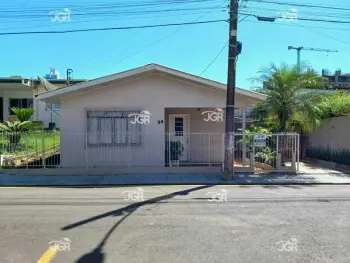 Imagem do anúncio: Vendo Casa Em Concórdia, Santa Catarina No Bairro Centro - Cód. fca2dd6b2c728af623c92a19d99fc239