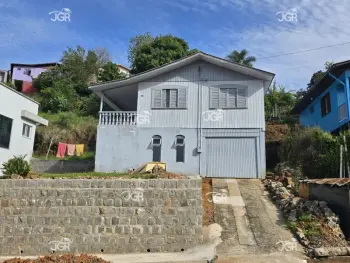 Imagem do anúncio: Vendo Casa Em Concórdia, Santa Catarina No Bairro Catarina Fontana - Cód. fd720d11a6c2b62d9e608fc0488269a5
