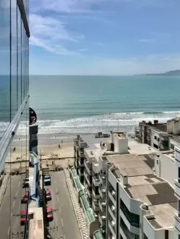 Imagem do anúncio: Alugo para temporada apartamento em Itapema , Santa Catarina no bairro Meia Praia - Cód. 543303bffd294303c680bb5fc189d348