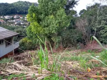 Imagem do anúncio: Vendo Terreno / Lote / Condomínio Em Luzerna, Santa Catarina No Bairro Jardim Itália - Cód. c94e0974852f03bf37532ca97e93a157