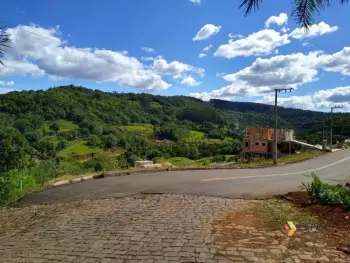Imagem do anúncio: Vendo Terreno / Lote / Condomínio Em Luzerna, Santa Catarina No Bairro Vila Alemanha - Cód. ca637f1ca51ef49b70116f05e80b63a6