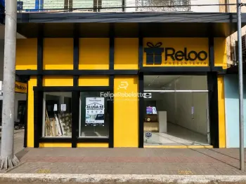 Imagem do anúncio: Alugo conjunto comercial / sala em Videira , Santa Catarina no bairro Centro - Cód. 9d5256f208064b3bba958129fcd9d307